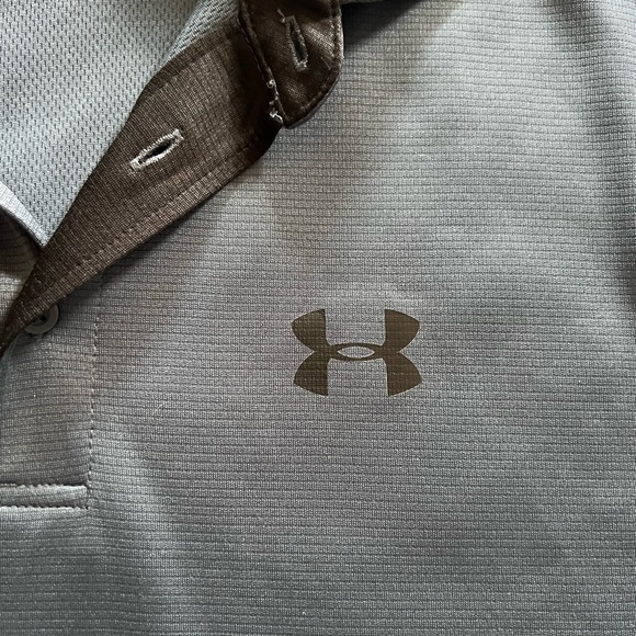 Under Armour polo - Picture 2 of 4